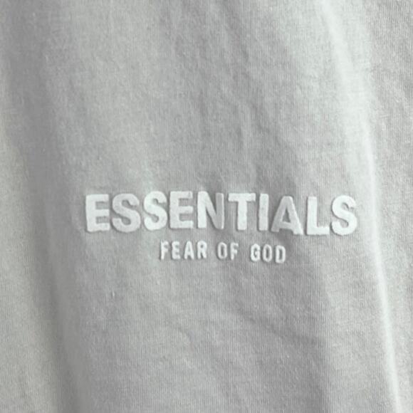 Essentials Fear of God Men's Beige Short Sleeve Basic T Shirt Tee Top Size S - Picture 3 of 5